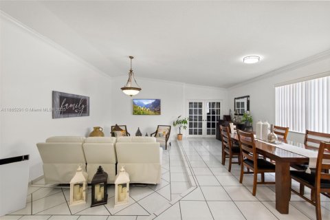 Casa en venta en Homestead, Florida, 4 dormitorios, 193.14 m2 № 1893550 - foto 13