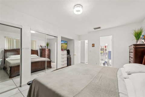 Casa en venta en Homestead, Florida, 4 dormitorios, 193.14 m2 № 1893550 - foto 22