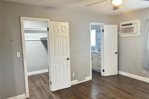 Apartment in Saint Petersburg, Florida 1 bedroom, 53.88 sq.m. № 1888541 - photo 9