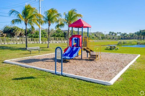 Condominio en venta en West Palm Beach, Florida, 2 dormitorios, 65.77 m2 № 1890893 - foto 30