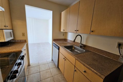 Condominio en venta en West Palm Beach, Florida, 2 dormitorios, 65.77 m2 № 1890893 - foto 9