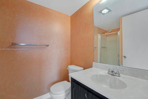 Снять в аренду кондоминиум в Санрайз, Флорида 2 спальни, 80.64м2, № 1961046 - фото 15