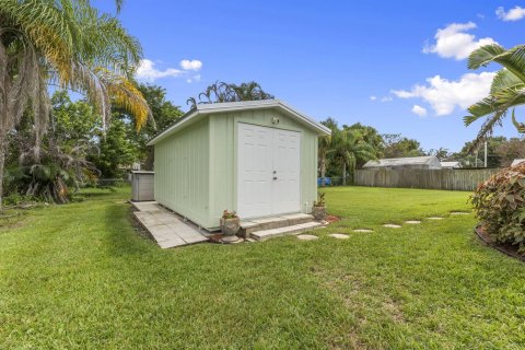 House in St. Lucie, Florida 3 bedrooms, 155.8 sq.m. № 2389899 - photo 25