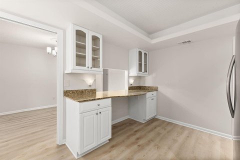 House in St. Lucie, Florida 3 bedrooms, 155.8 sq.m. № 2389899 - photo 9
