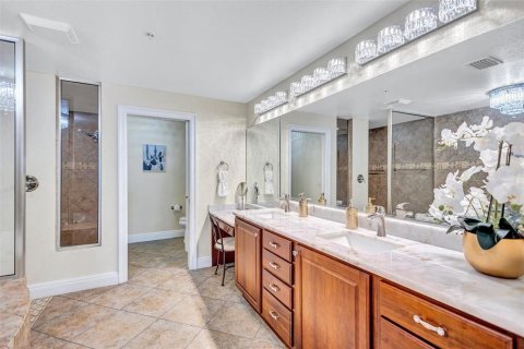 Condo in Palmetto, Florida, 3 bedrooms  № 2200630 - photo 11