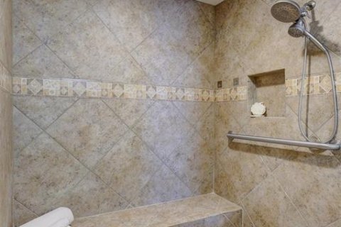 Condo in Palmetto, Florida, 3 bedrooms  № 2200630 - photo 13