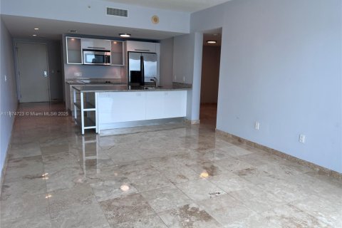 Купить кондоминиум в Майами, Флорида 1 спальня, 80.92м2, № 1925937 - фото 1