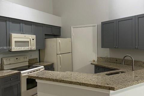 Condo in Sunrise, Florida, 2 bedrooms  № 1709560 - photo 12