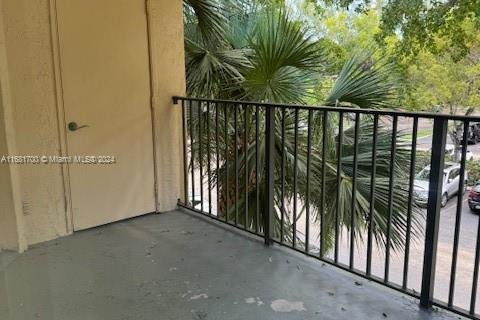 Condo in Sunrise, Florida, 2 bedrooms  № 1709560 - photo 25
