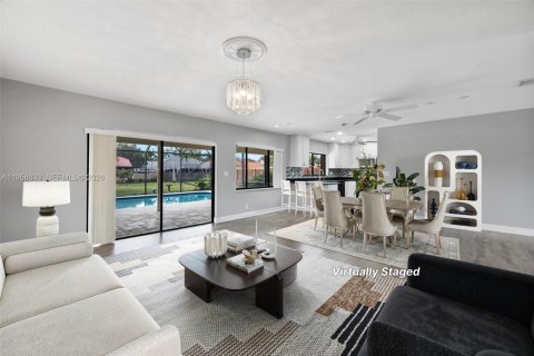 Casa en venta en Sunrise, Florida, 3 dormitorios, 156.35 m2 № 2027188 - foto 7