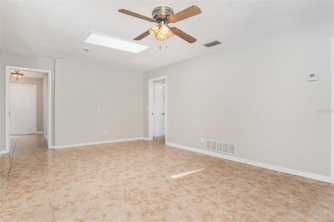 Casa en venta en Palm Coast, Florida, 3 dormitorios, 164.34 m2 № 1912062 - foto 10