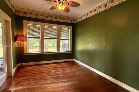 Casa en venta en Homestead, Florida, 5 dormitorios, 306.67 m2 № 2328680 - foto 12