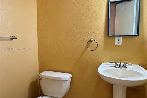 Casa en venta en Homestead, Florida, 5 dormitorios, 306.67 m2 № 2328680 - foto 13