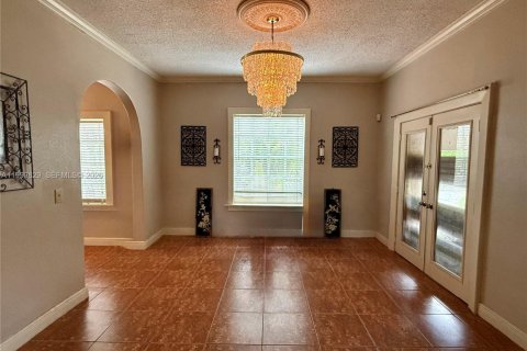 Casa en venta en Homestead, Florida, 5 dormitorios, 306.67 m2 № 2328680 - foto 9