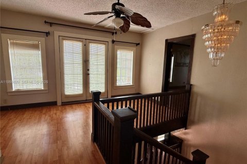 Casa en venta en Homestead, Florida, 5 dormitorios, 306.67 m2 № 2328680 - foto 15