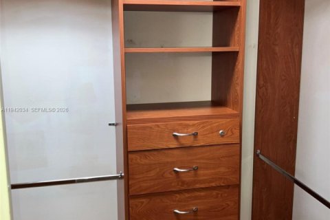 Villa ou maison à louer à Plantation, Floride: 3 chambres, 213.68 m2 № 1999013 - photo 20