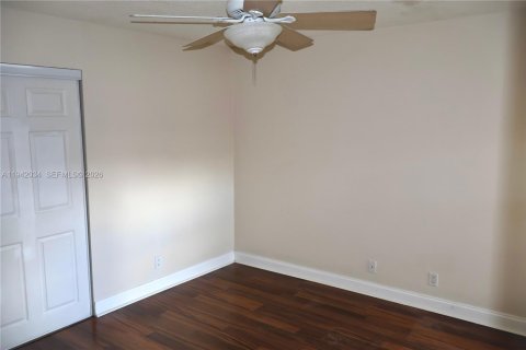 Villa ou maison à louer à Plantation, Floride: 3 chambres, 213.68 m2 № 1999013 - photo 21