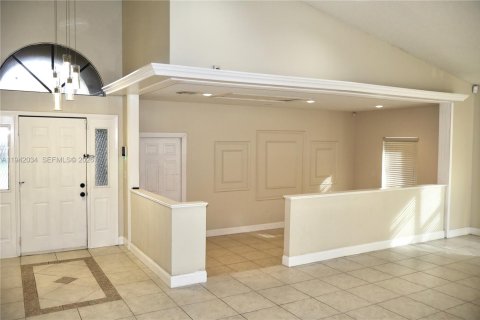 Villa ou maison à louer à Plantation, Floride: 3 chambres, 213.68 m2 № 1999013 - photo 7