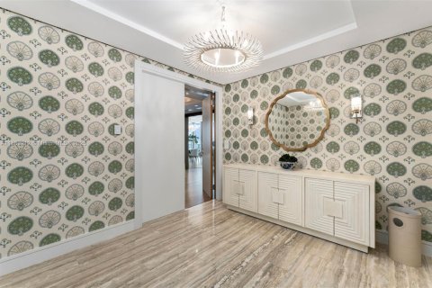 Купить кондоминиум в Майами, Флорида 3 спальни, 405.98м2, № 1980807 - фото 19