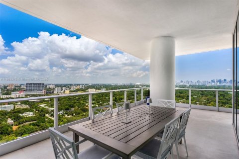 Купить кондоминиум в Майами, Флорида 3 спальни, 405.98м2, № 1980807 - фото 11