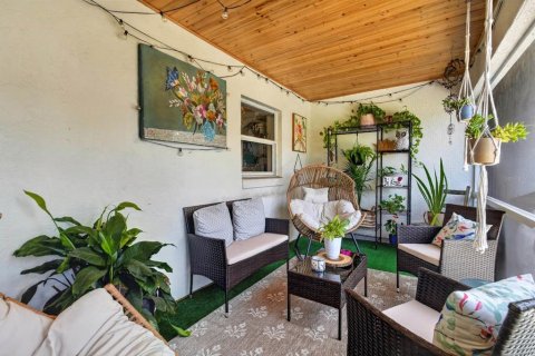 Купить виллу или дом в Эджуотер, Флорида 6 комнат, 140.19м2, № 2355644 - фото 19