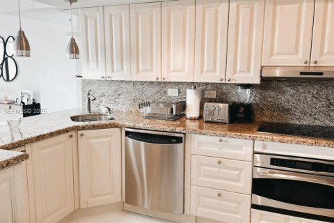 Copropriété à louer à Aventura, Floride: 3 chambres, 141.68 m2 № 2011056 - photo 11