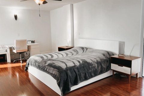 Copropriété à louer à Aventura, Floride: 3 chambres, 141.68 m2 № 2011056 - photo 20