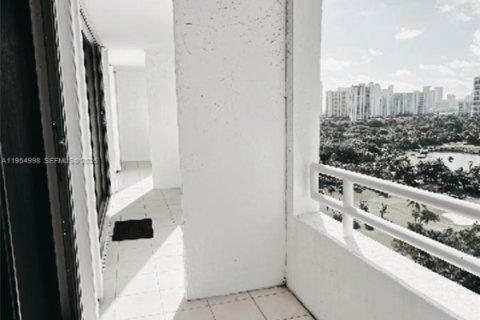 Copropriété à louer à Aventura, Floride: 3 chambres, 141.68 m2 № 2011056 - photo 29