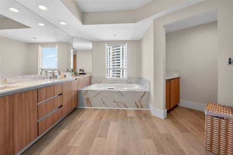 Купить кондоминиум в Авентура, Флорида 3 спальни, 226.68м2, № 2023415 - фото 22