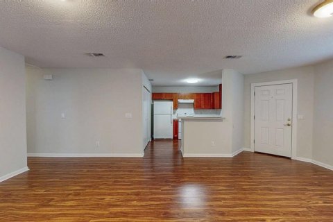 Casa en venta en Tampa, Florida, 3 dormitorios, 97.73 m2 № 2387555 - foto 14