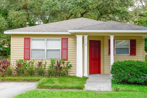 Casa en Tampa, Florida 3 dormitorios, 97.73 m2 № 2387555