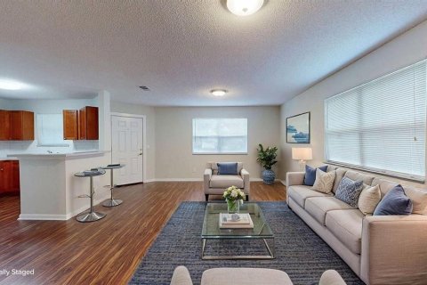 Casa en venta en Tampa, Florida, 3 dormitorios, 97.73 m2 № 2387555 - foto 17