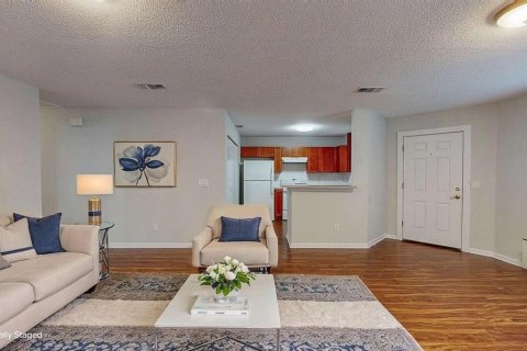 Casa en venta en Tampa, Florida, 3 dormitorios, 97.73 m2 № 2387555 - foto 15