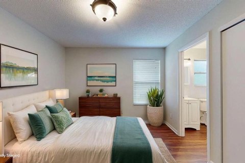 Casa en venta en Tampa, Florida, 3 dormitorios, 97.73 m2 № 2387555 - foto 28