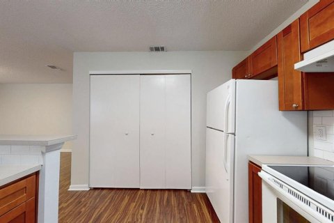 Casa en venta en Tampa, Florida, 3 dormitorios, 97.73 m2 № 2387555 - foto 23
