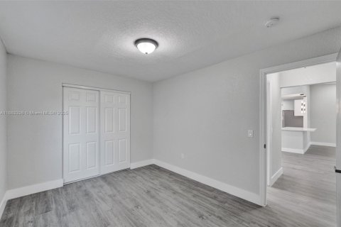 Villa ou maison à vendre à Pembroke Pines, Floride: 3 chambres, 144.93 m2 № 1929670 - photo 23