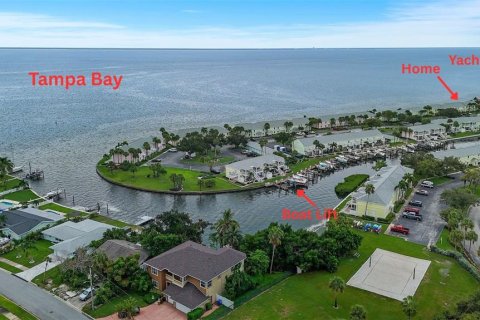 Adosado en venta en Saint Petersburg, Florida, 3 dormitorios, 133.5 m2 № 1910859 - foto 30
