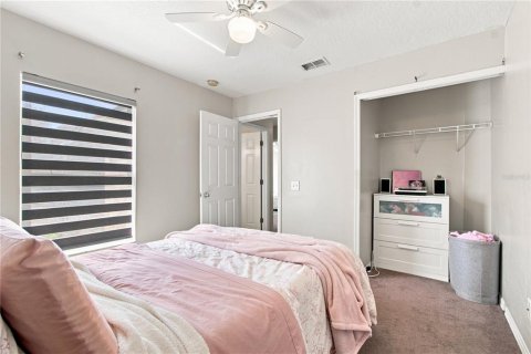 House in Wesley Chapel, Florida 4 bedrooms, 211.63 sq.m. № 2312428 - photo 24