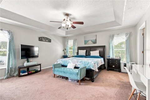 House in Wesley Chapel, Florida 4 bedrooms, 211.63 sq.m. № 2312428 - photo 5