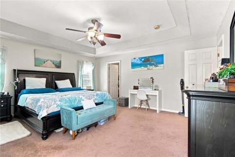 House in Wesley Chapel, Florida 4 bedrooms, 211.63 sq.m. № 2312428 - photo 16