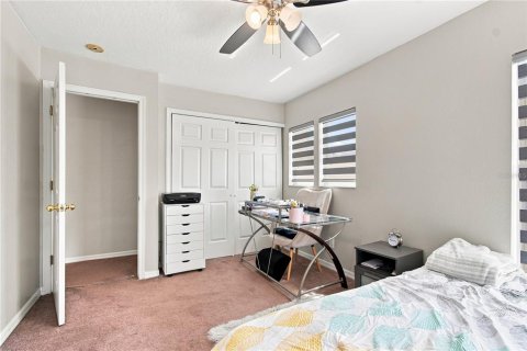House in Wesley Chapel, Florida 4 bedrooms, 211.63 sq.m. № 2312428 - photo 23