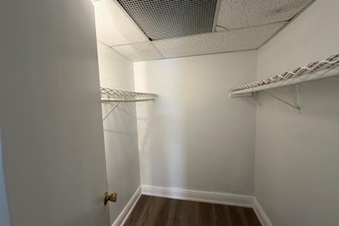 Copropriété à louer à Tamarac, Floride: 2 chambres, 100.43 m2 № 2247975 - photo 9