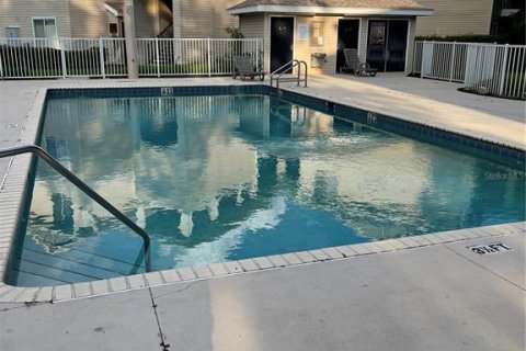 Copropriété à vendre à Gainesville, Floride: 4 chambres, 121.89 m2 № 1918971 - photo 20