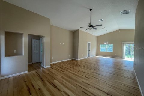 Casa en venta en Weeki Wachee, Florida, 3 dormitorios, 149.11 m2 № 2377891 - foto 7