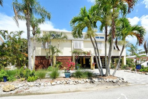 Villa ou maison à vendre à Longboat Key, Floride: 3 chambres, 208.66 m2 № 1813800 - photo 1