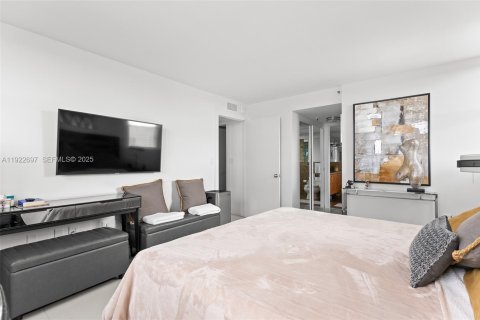 Copropriété à vendre à Miami Beach, Floride: 2 chambres, 89.19 m2 № 2019052 - photo 14