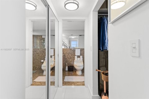 Copropriété à vendre à Miami Beach, Floride: 2 chambres, 89.19 m2 № 2019052 - photo 16