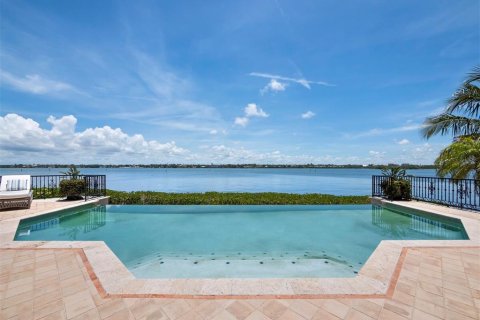 Casa en venta en Sarasota, Florida, 4 dormitorios, 524.8 m2 № 2229183 - foto 24