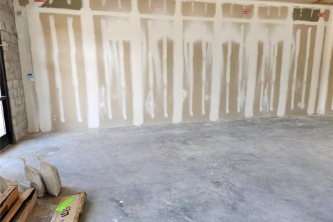 Commercial property in Lake Mary, Florida 193.79 sq.m. № 1520718 - photo 4