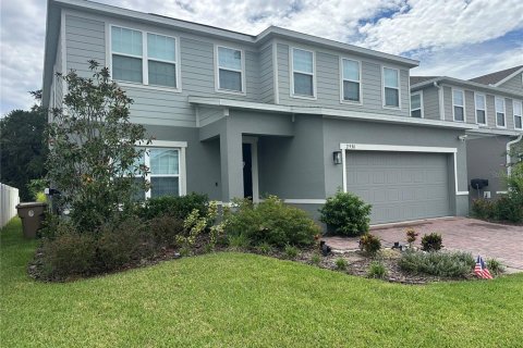 Casa en venta en Kissimmee, Florida, 5 dormitorios, 255.3 m2 № 1900144 - foto 1